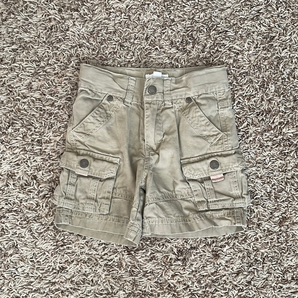 Pumpkin Patch cargo shorts in size 12-18 months